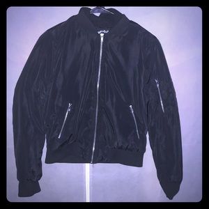 Cotton/polyester black jacket